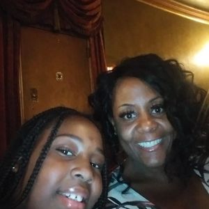 Meet your Posher, Latonia